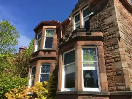Painting 27 sash windows in Glasgow Westend